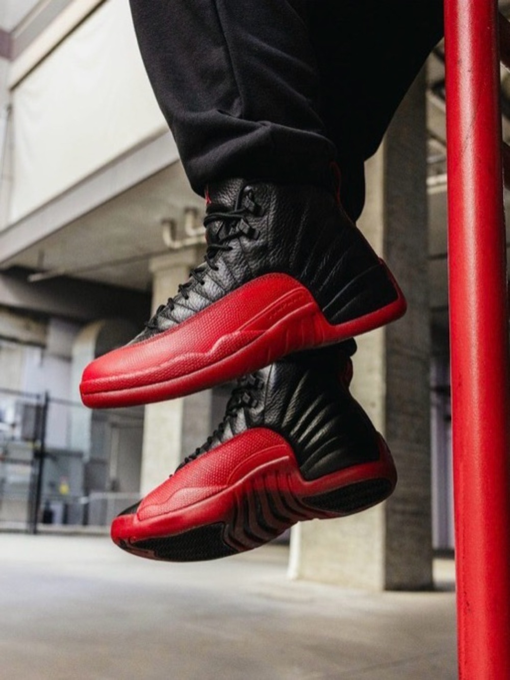 Nike Air Jordan 12 Retro Flu game  basketball shoes 130690-002. Zapatilla. Sz 13